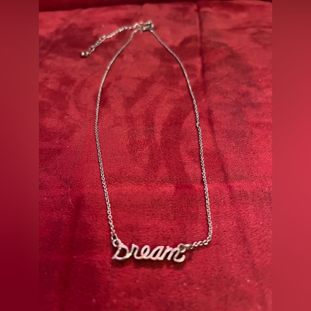 Dream necklace